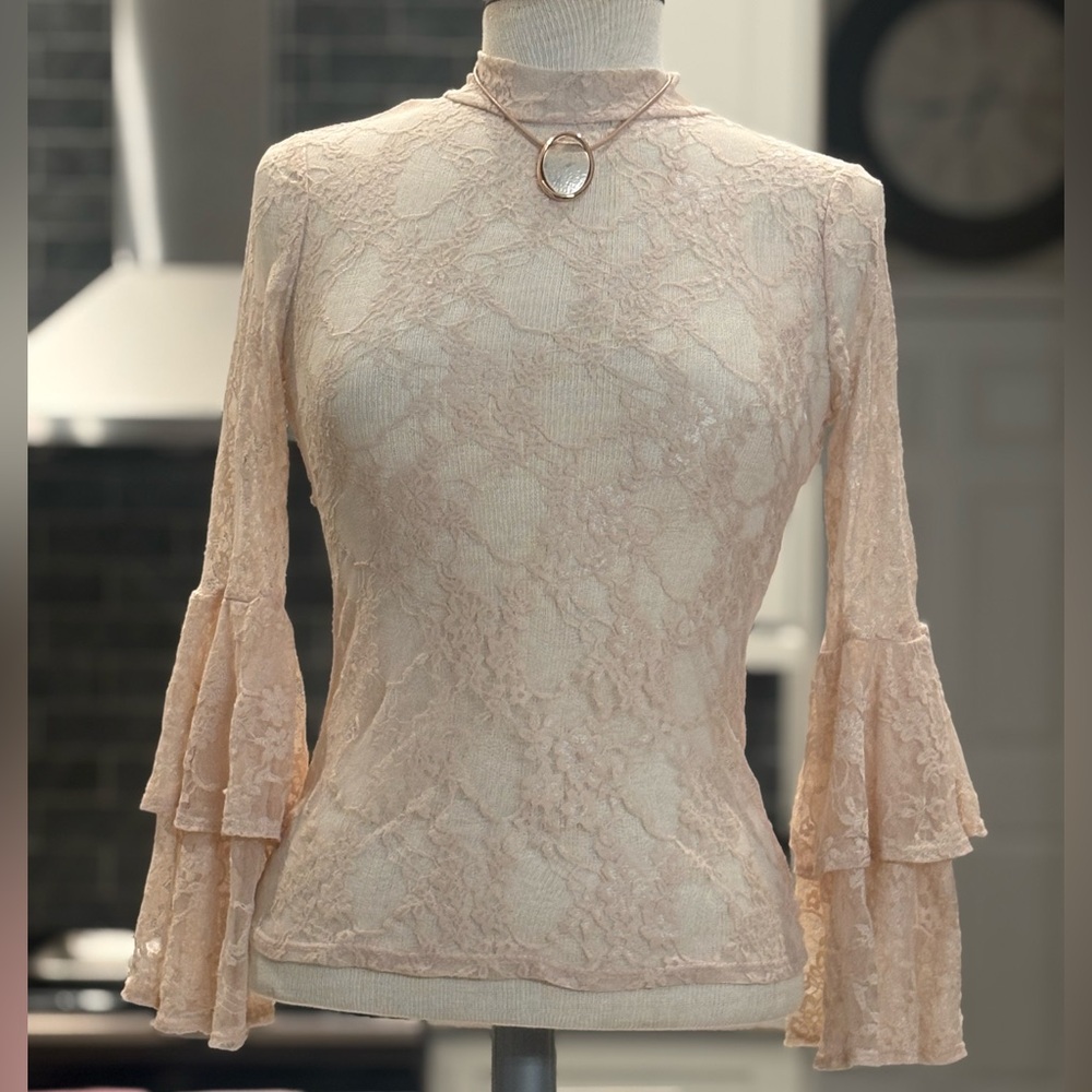 Easter Lace Bell-Sleeve Mock Neck Blouse BlushPink Same Day Shipping Size Small - Picture 1 of 10